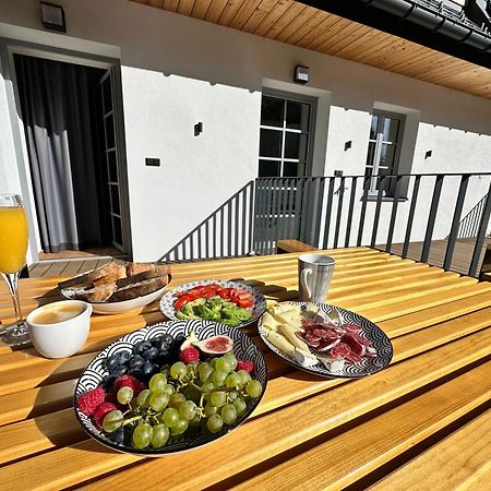 Apartmany Barth Holiday - Rezidence Maj Pec pod Snezkou Luaran gambar