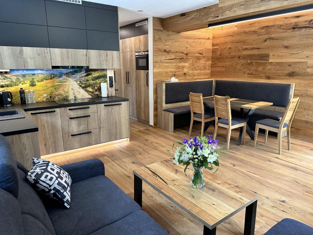 Apartmany Barth Holiday - Rezidence Maj Pec pod Snezkou Luaran gambar