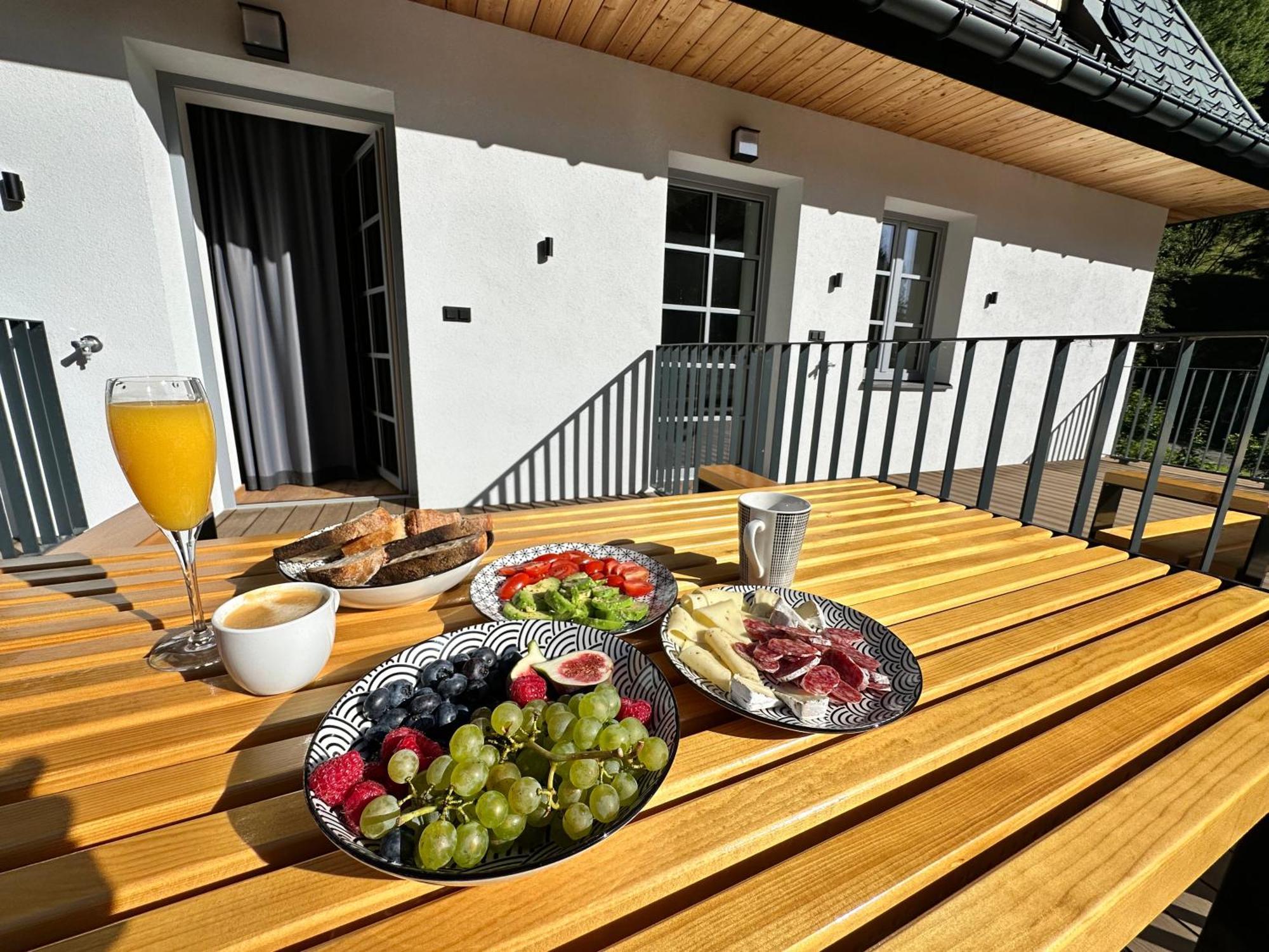 Apartmany Barth Holiday - Rezidence Maj Pec pod Snezkou Luaran gambar