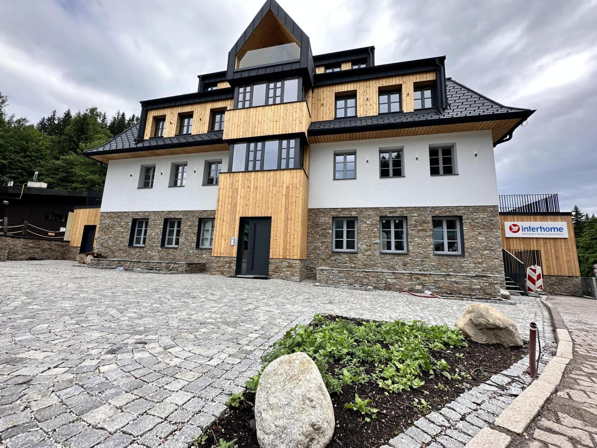 Apartmany Barth Holiday - Rezidence Maj Pec pod Snezkou Luaran gambar
